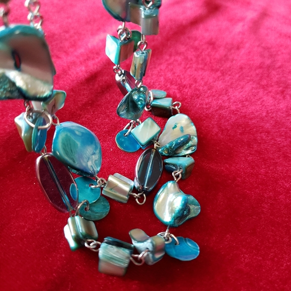 Two Strand Blue Shell and Glass bead Necklace - Picture 11 of 11